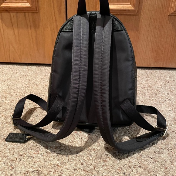 Coach backpack - Picture 3 of 3